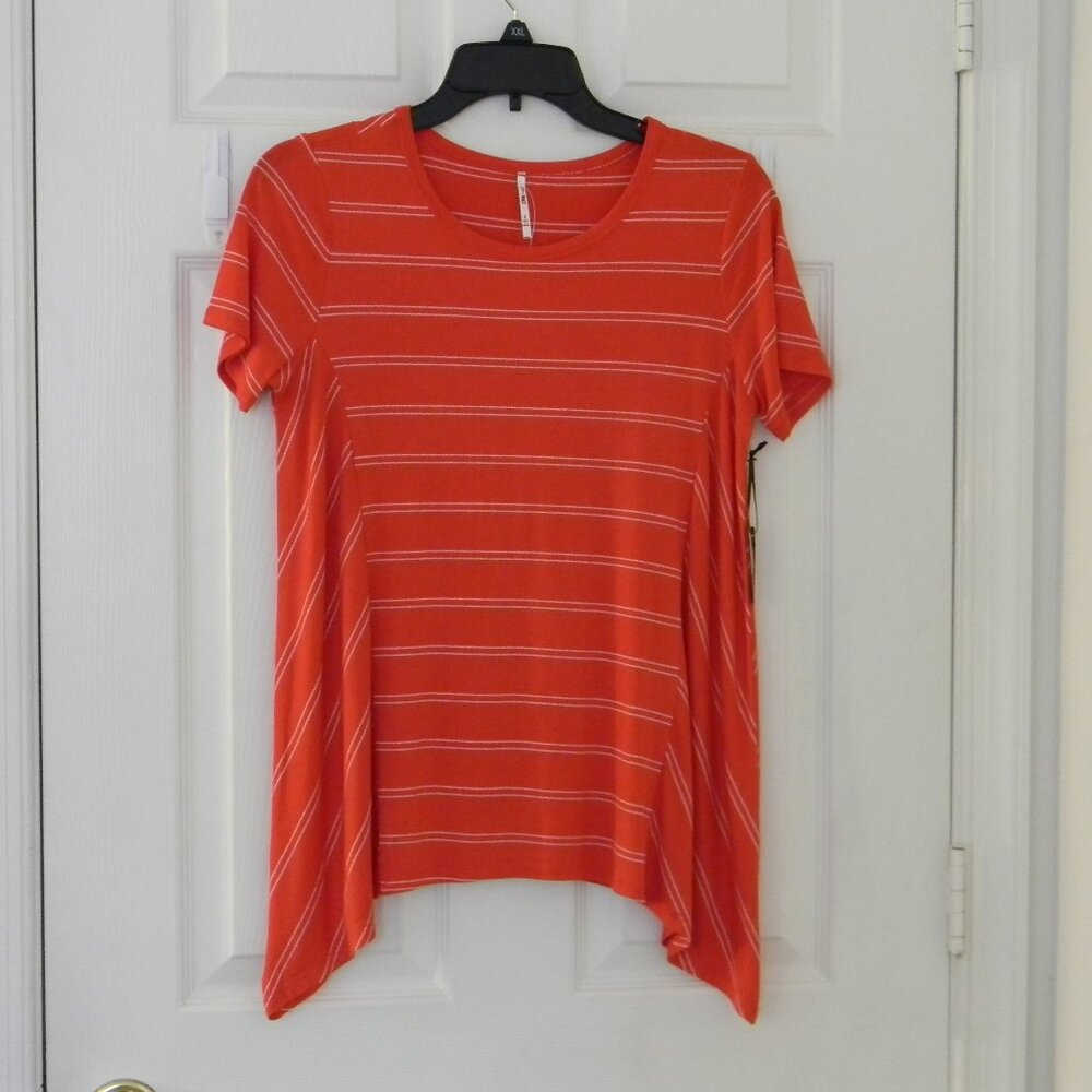 3rd + Malt Red Striped Tee With Shark Bite Hem Sz Small NWT